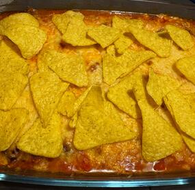 Knusprig überbackener Nacho-Auflauf