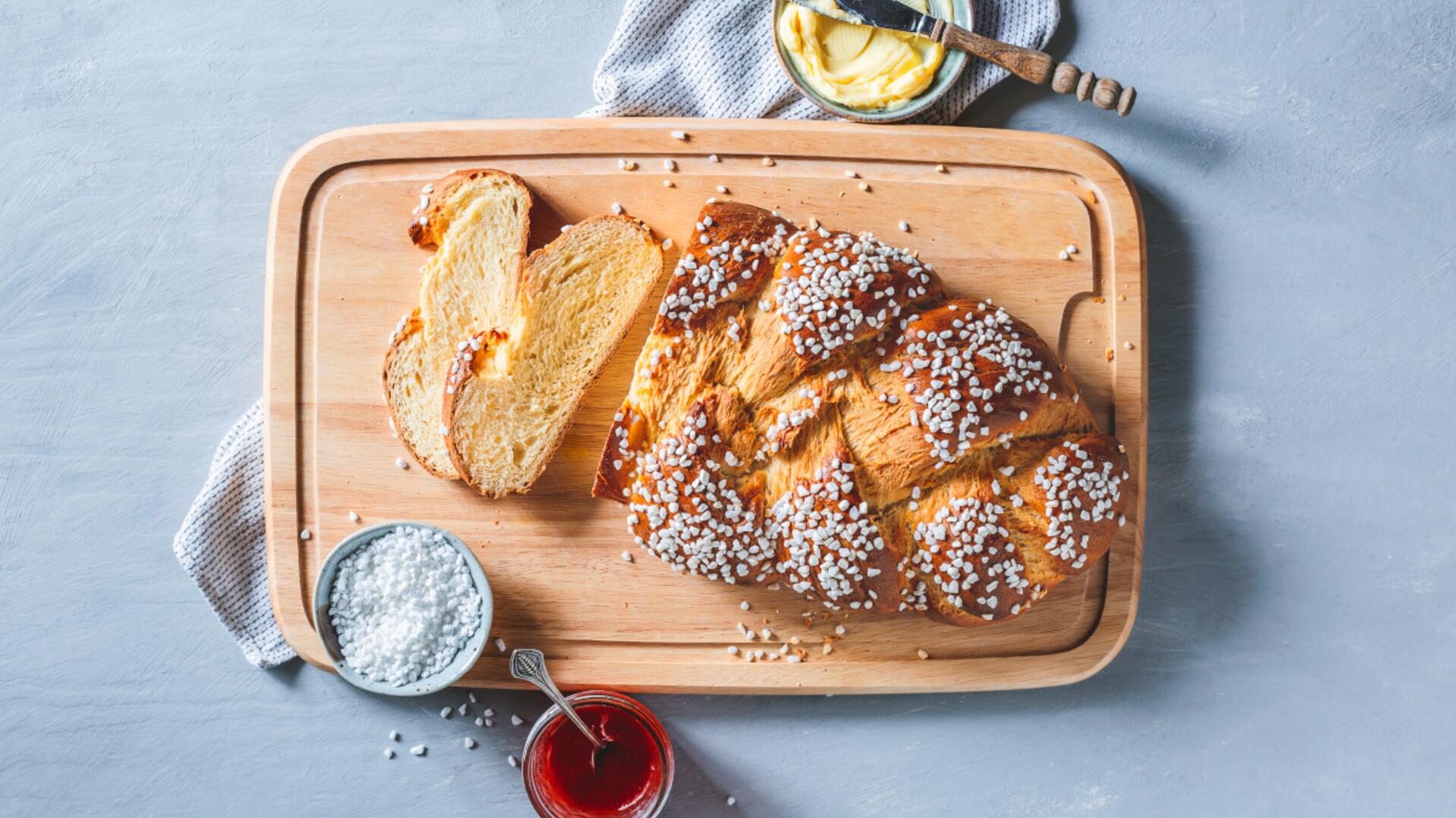 Omas BESTER Hefezopf mit dem Thermomix® – Rezept|ZAUBERTOPF