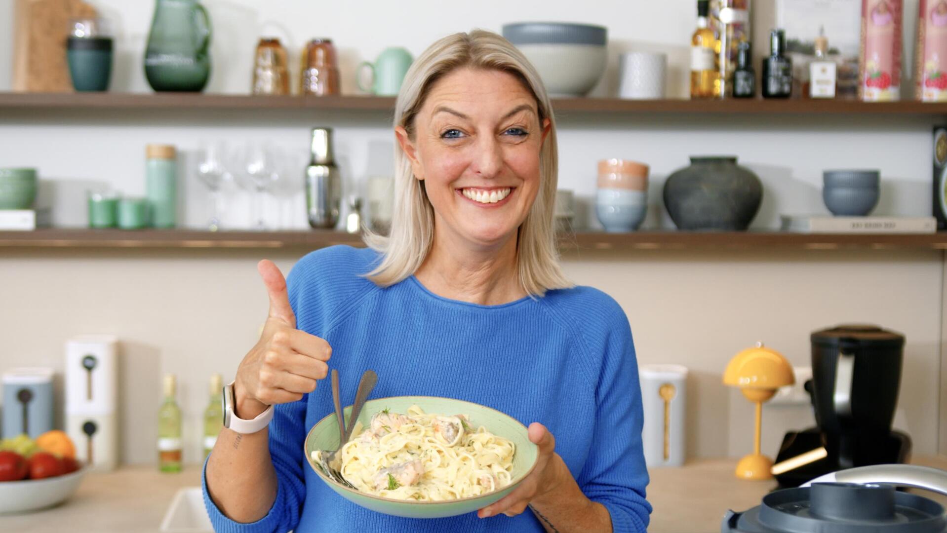 Cremige Tagliatelle mit Lachs &amp; Weißweinsoße | ZauberTopf