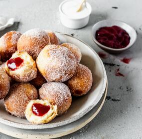 Gefüllte Mini-Berliner einfach selber machen