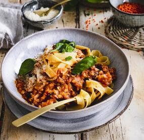 Schnelle Linsen-Bolognese in nur 15 Minuten 🍝✨
