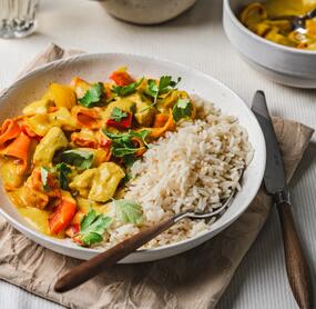 🥭🍗 Saftiges Hähnchen mit Mango-Kokos-Soße – schnell & lecker!
