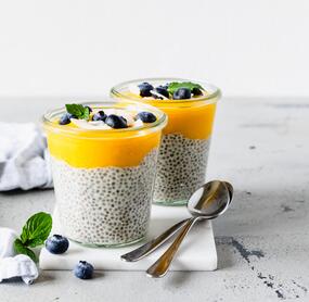 🥭 Mein liebster Chia-Pudding mit Mangopüree, perfekt für Meal Prep!