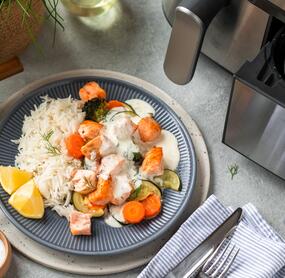  😍 Saf­ti­ge Air­fryer Lachs mit Ge­mü­se & Reis - super einfach & gesund! 