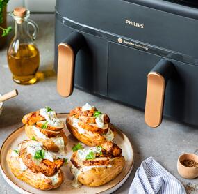 Schnelle Feierabend-Kartoffel aus dem Airfryer mit Kräuterquark